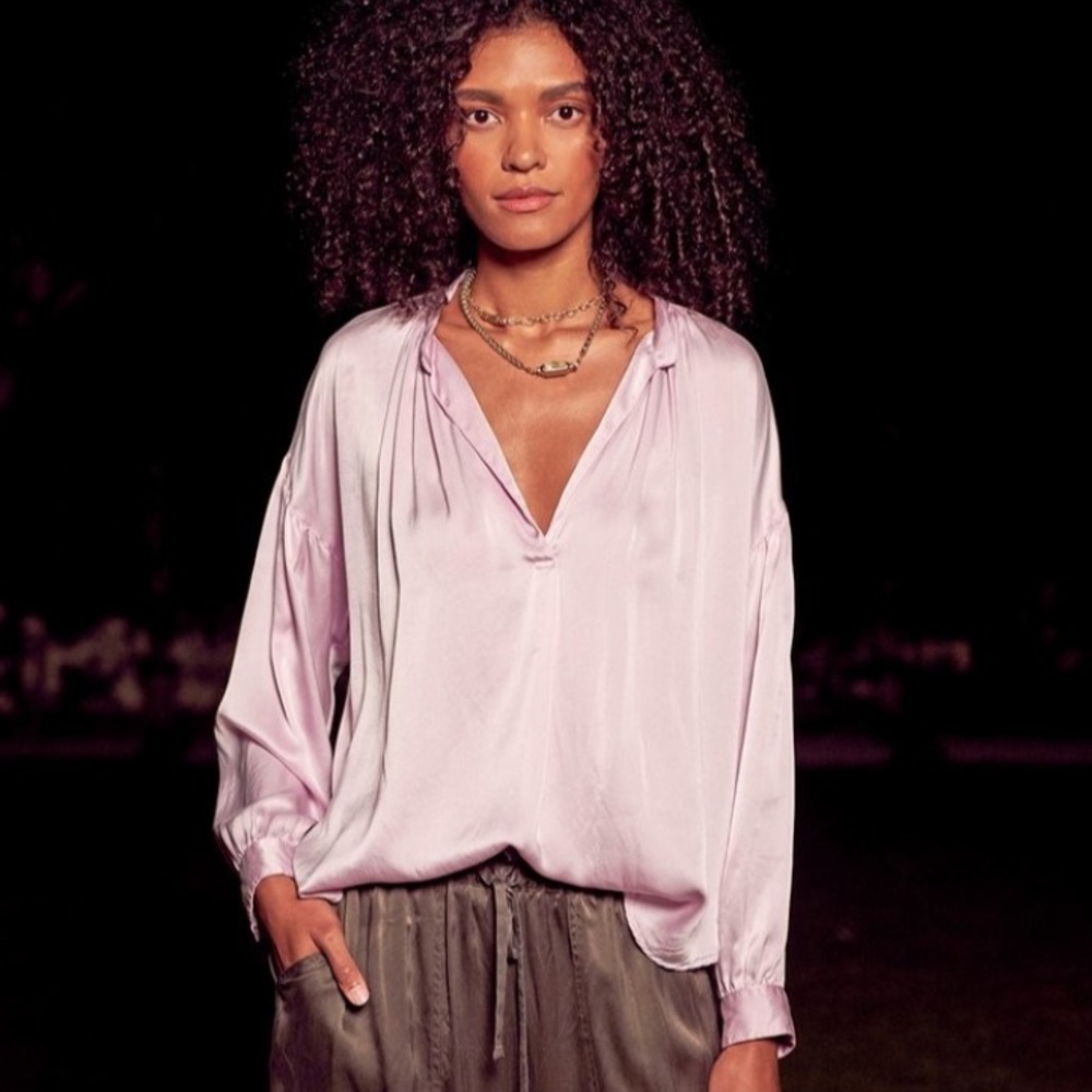 NWT XiRENA “Mayson” Silk Blouse
